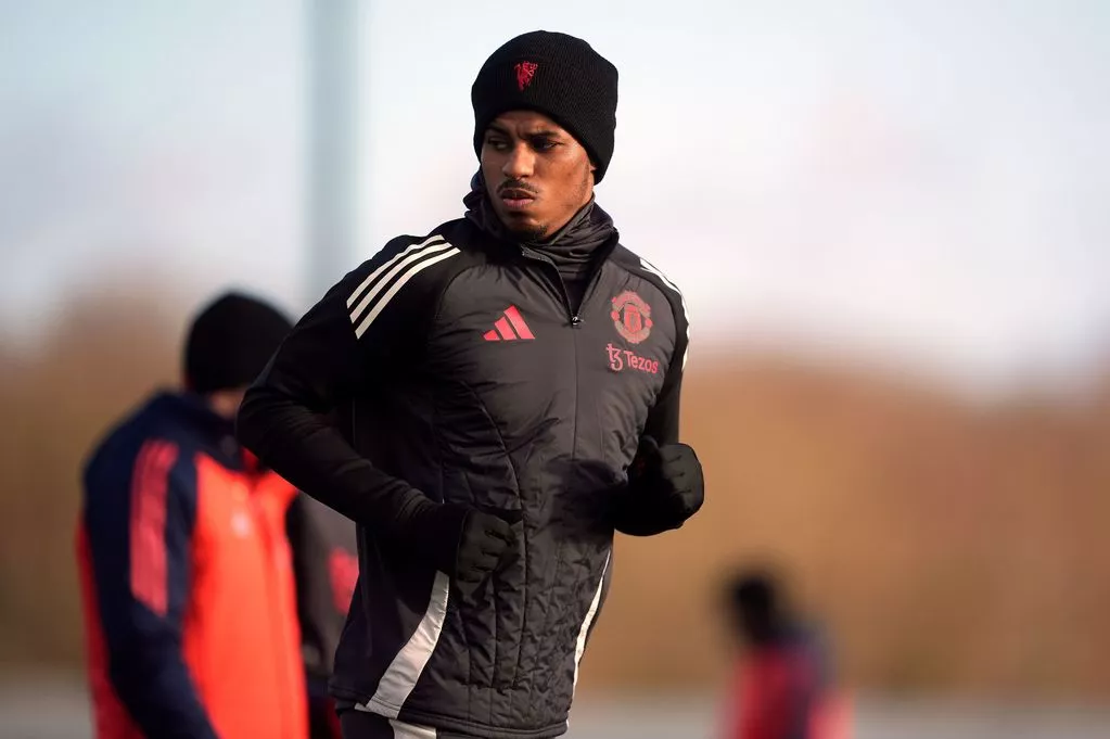 Manchester United Eye World-Class Striker: £64m Transfer Talks Manchester United Eye World-Class Striker: £64m Transfer Talks