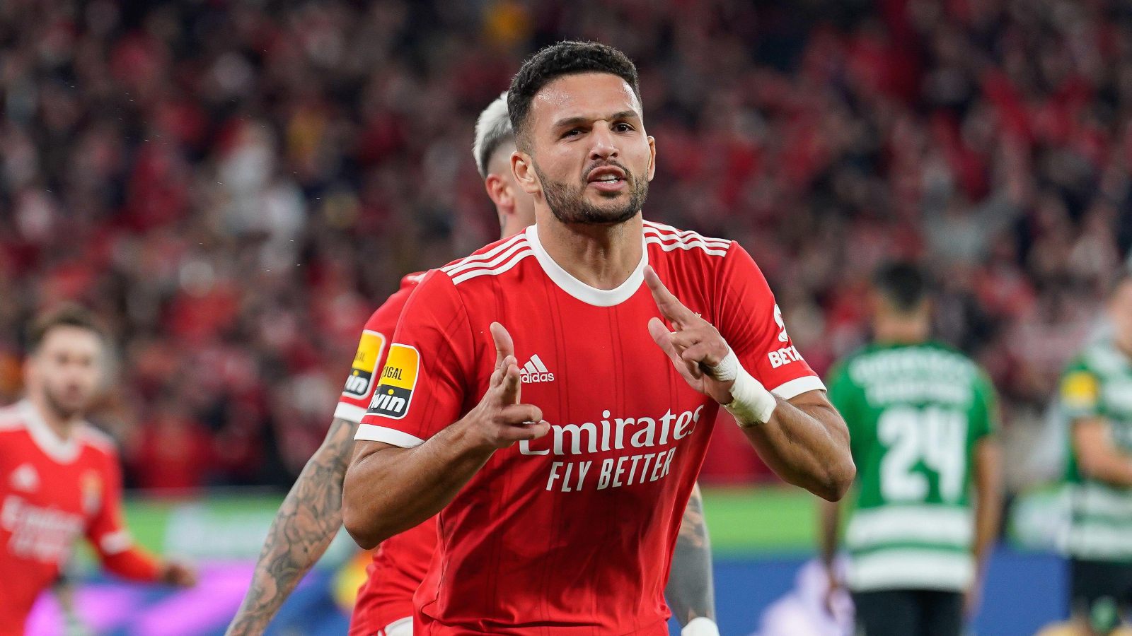 Manchester United's £62.5m Bid For Arsenal And Chelsea Target