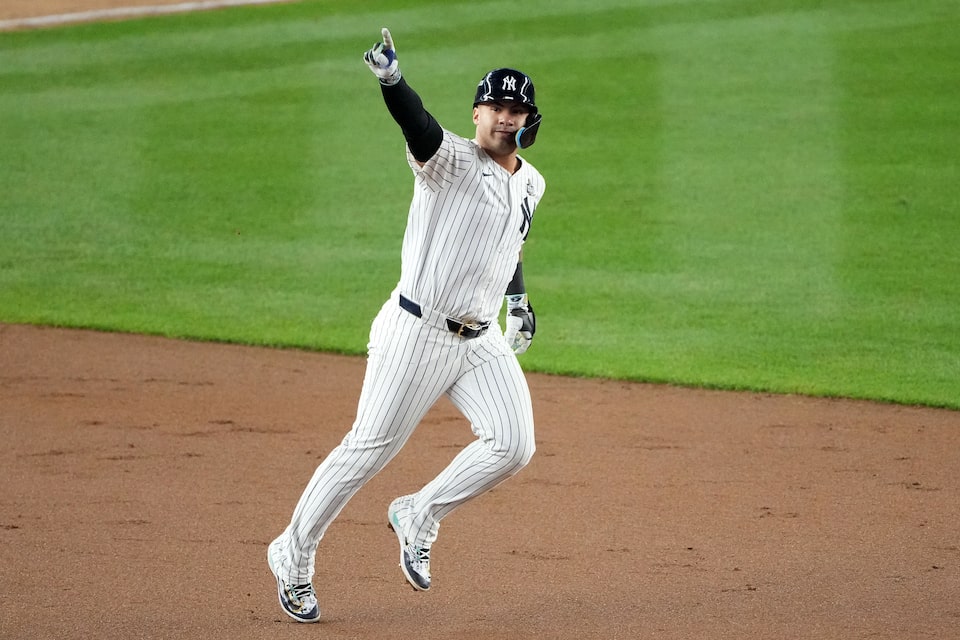 Mariners Defeat Reds In 10 Innings: Arozarena's Role Mariners Defeat Reds In 10 Innings: Arozarena's Role