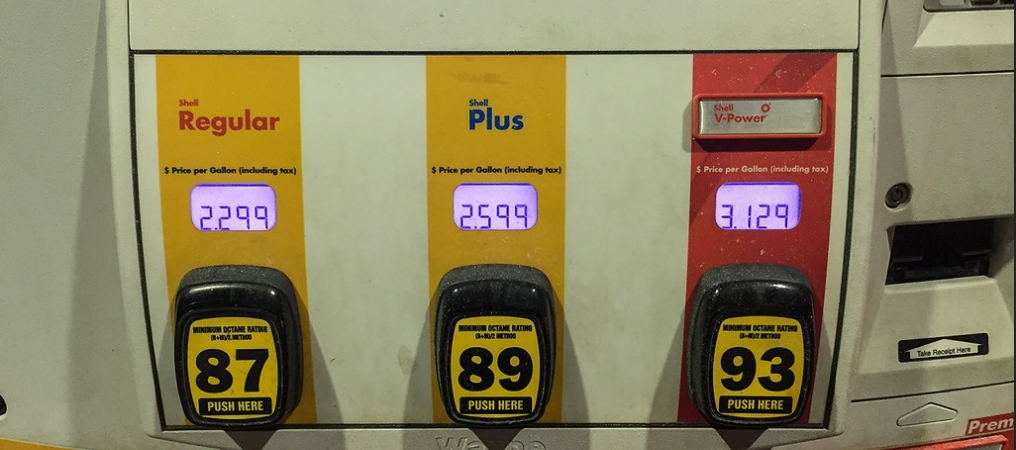 Memorial Day Weekend Gas Prices: Lowest In Decades? Memorial Day Weekend Gas Prices: Lowest In Decades?