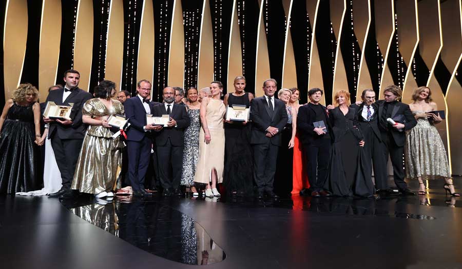 مهرجان لوكارنو السينمائي يمنح جاكي شان جائزة الإنجاز المتميز مهرجان لوكارنو السينمائي يمنح جاكي شان جائزة الإنجاز المتميز
