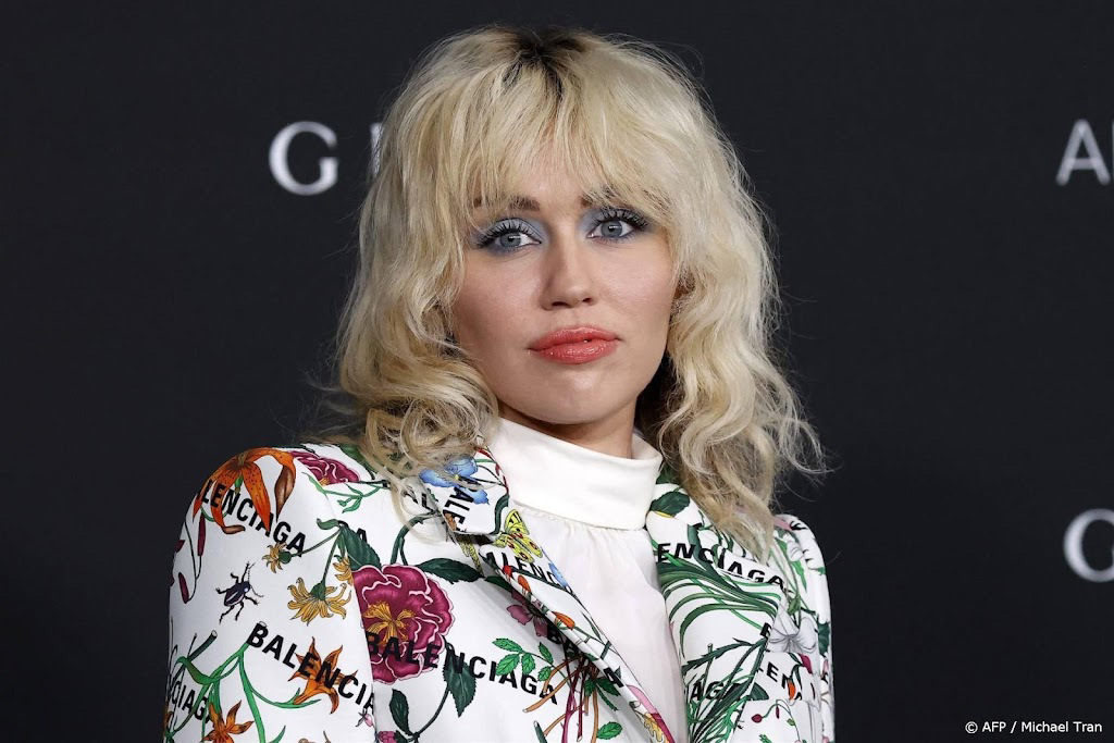 Miley Cyrus Plagiaatzaak: Rechtszaak Over Hit Gelijkend Op Bruno Mars Hit Gaat Door Miley Cyrus Plagiaatzaak: Rechtszaak Over Hit Gelijkend Op Bruno Mars Hit Gaat Door