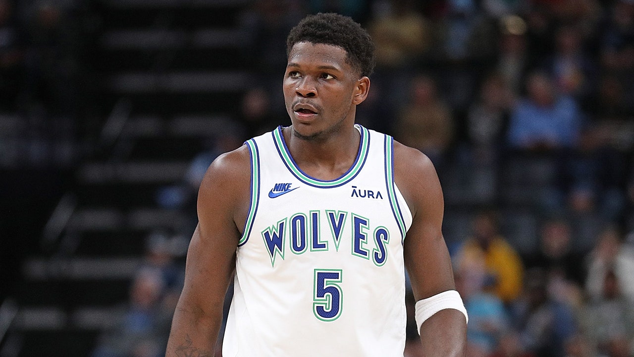 Minnesota Timberwolves' Anthony Edwards: Significant Financial Loss Due To NBA Suspension Minnesota Timberwolves' Anthony Edwards: Significant Financial Loss Due To NBA Suspension