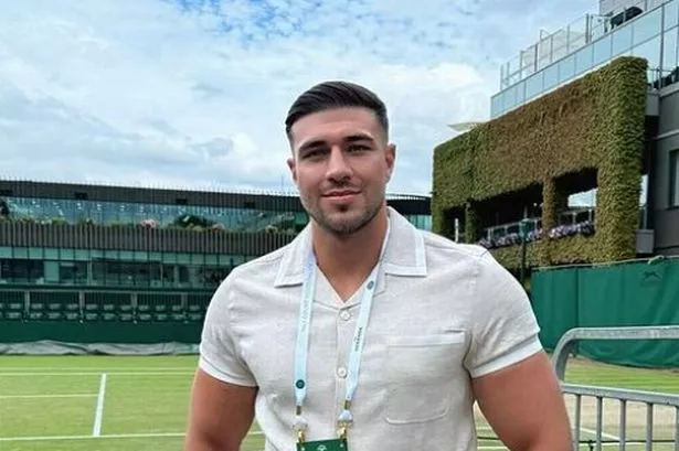 Molly-Mae's Regret? Tommy Fury's Daring Stage Outfit. Molly-Mae's Regret? Tommy Fury's Daring Stage Outfit.