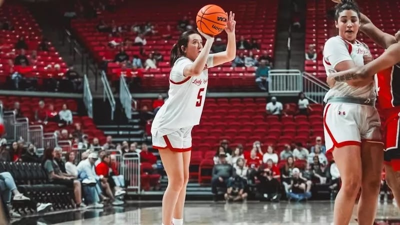 Narrow Loss For Lady Raiders: Cincinnati Takes Home Victory, 59-56 Narrow Loss For Lady Raiders: Cincinnati Takes Home Victory, 59-56