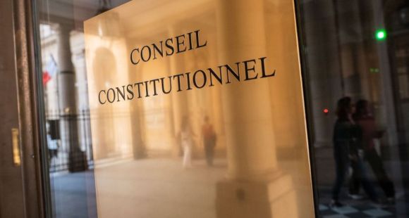 Nouvelle Loi Sur Les Partis Algériens : Analyse Des Réactions Du PT, FFS, RCD Et Jil Jadid Nouvelle Loi Sur Les Partis Algériens : Analyse Des Réactions Du PT, FFS, RCD Et Jil Jadid