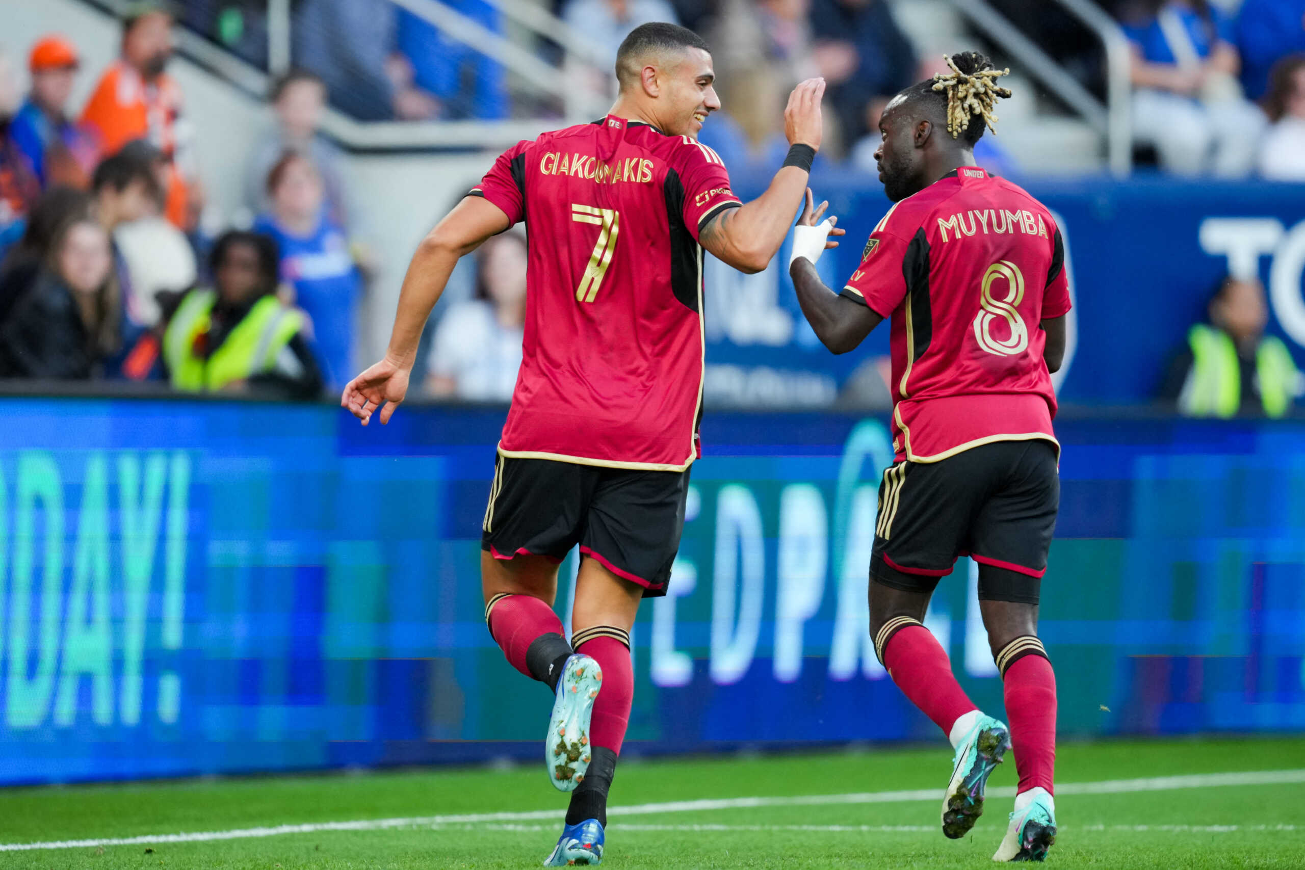 Ο Γιακουμάκης Επιστρέφει Στο MLS; Οι Πιθανότητες Και Οι Φήμες. Ο Γιακουμάκης Επιστρέφει Στο MLS; Οι Πιθανότητες Και Οι Φήμες.