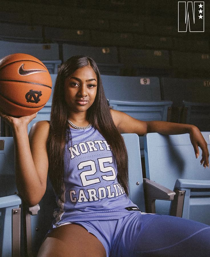 Oregon Tournament: Deja Kelly's Increased Leadership Role Oregon Tournament: Deja Kelly's Increased Leadership Role