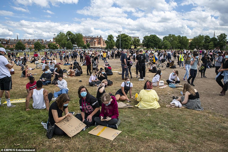 Oscar Winner Mark Rylance Protests London Park Music Festival Plans Oscar Winner Mark Rylance Protests London Park Music Festival Plans