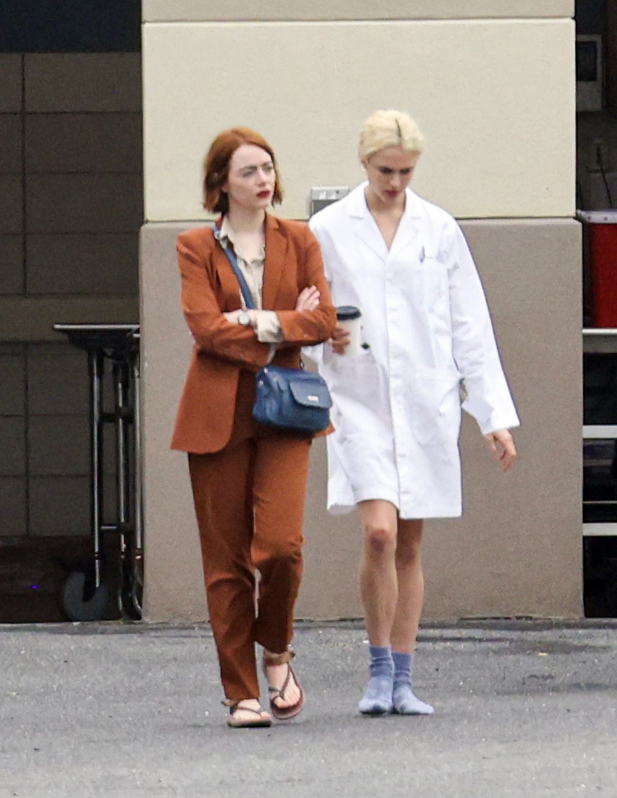 Oscars 2024: Debunking The Emma Stone And Margaret Qualley Feud Rumors Oscars 2024: Debunking The Emma Stone And Margaret Qualley Feud Rumors