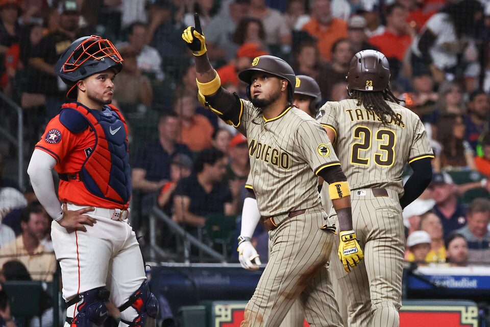 Padre Luis Arraez: 7-Day Concussion IL Stint Padre Luis Arraez: 7-Day Concussion IL Stint