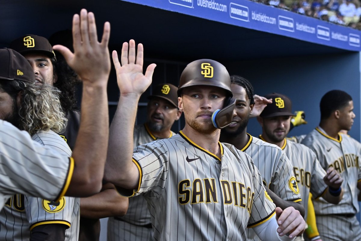 Padres Stage Late Rally To Defeat Cubs Padres Stage Late Rally To Defeat Cubs