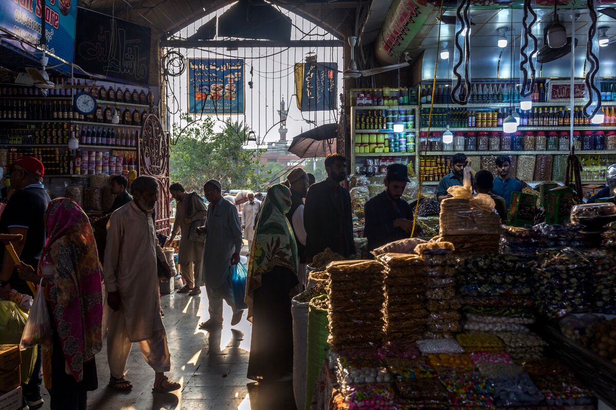 Pakistan Awaits IMF Decision On Crucial $1.3 Billion Loan Amidst Regional Tensions Pakistan Awaits IMF Decision On Crucial $1.3 Billion Loan Amidst Regional Tensions