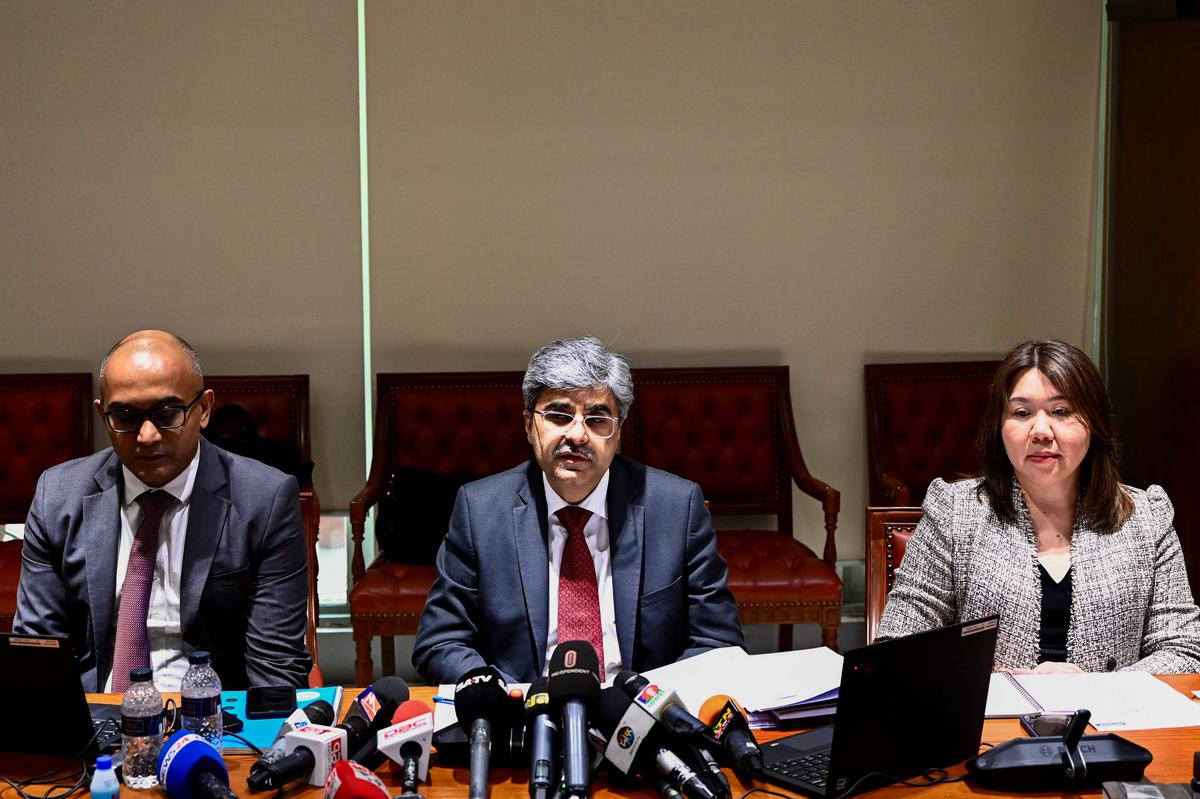 Pakistan's Economic Crisis Deepens: IMF Review Of $1.3 Billion Loan Package Pakistan's Economic Crisis Deepens: IMF Review Of $1.3 Billion Loan Package