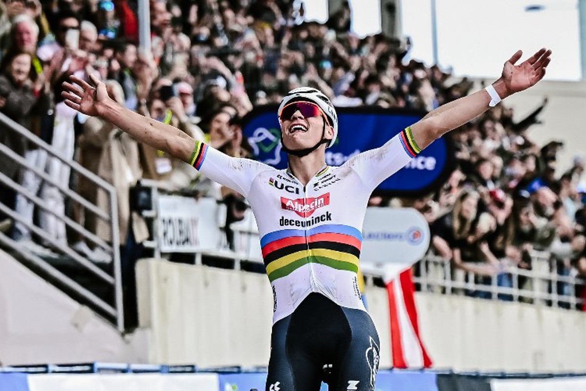 Paris-Roubaix 2024: Van Der Poel's Unprecedented Hat-Trick Paris-Roubaix 2024: Van Der Poel's Unprecedented Hat-Trick