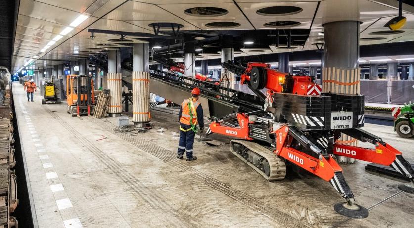 Plan Ahead: Peak Travel Times Expected This Easter Weekend At Schiphol And On Dutch Roads & Ferries Plan Ahead: Peak Travel Times Expected This Easter Weekend At Schiphol And On Dutch Roads & Ferries