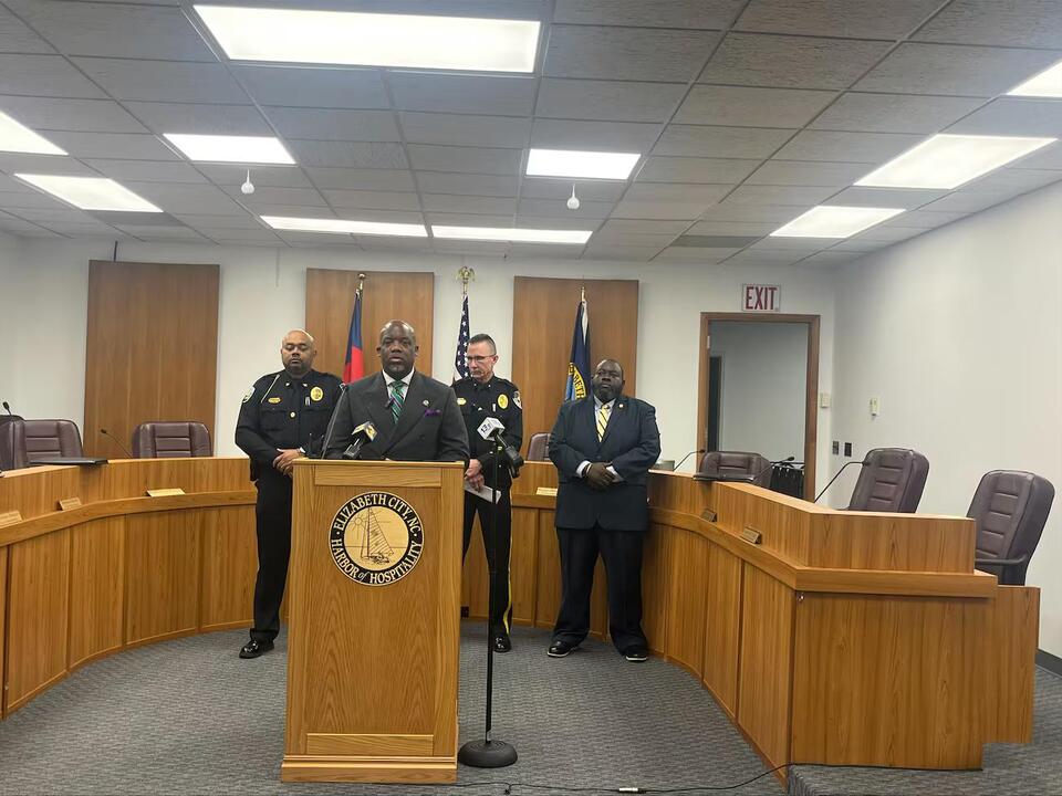 Police Investigating Fatal Collision Involving Two Pedestrians In Elizabeth City Police Investigating Fatal Collision Involving Two Pedestrians In Elizabeth City