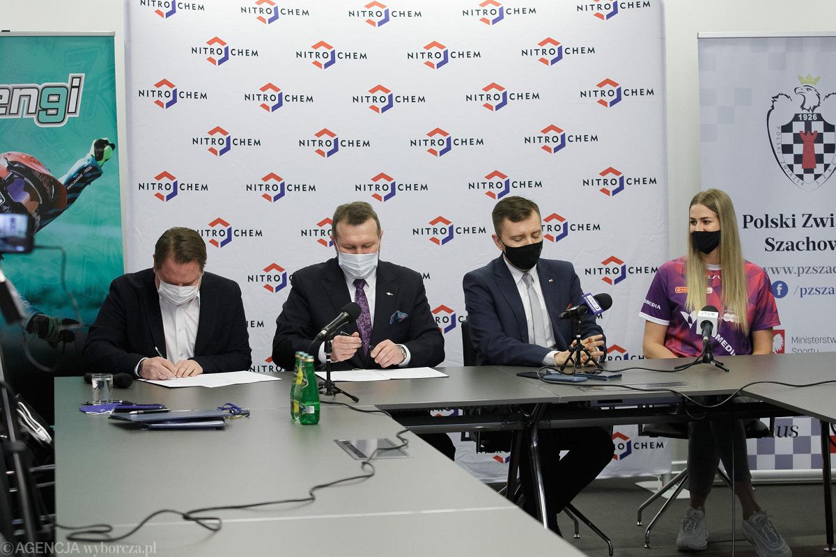 Польська Nitro-Chem Підписала Значний Контракт Зі США Польська Nitro-Chem Підписала Значний Контракт Зі США