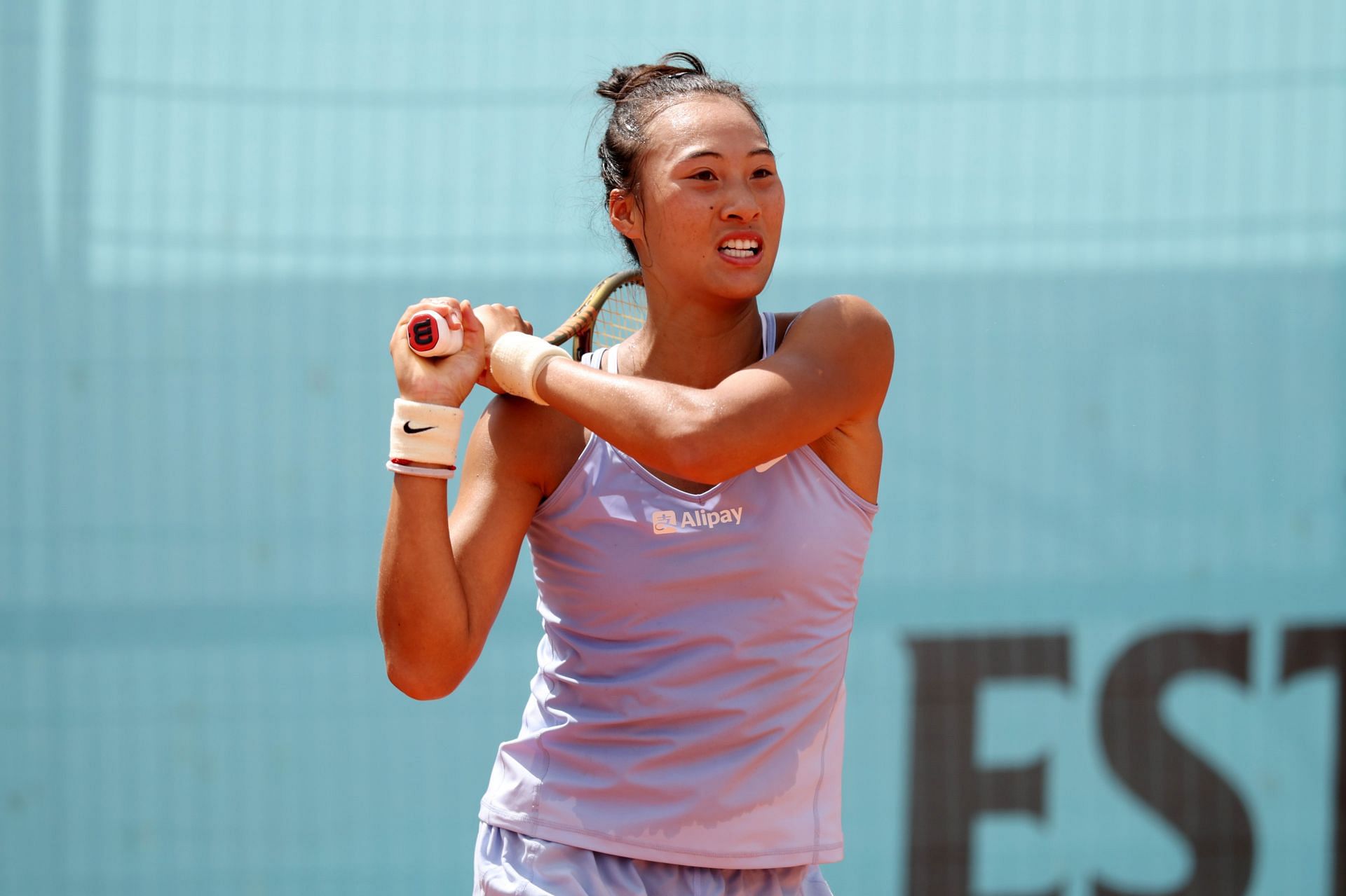 Potapova Stuns Zheng Qinwen In Madrid Open Potapova Stuns Zheng Qinwen In Madrid Open