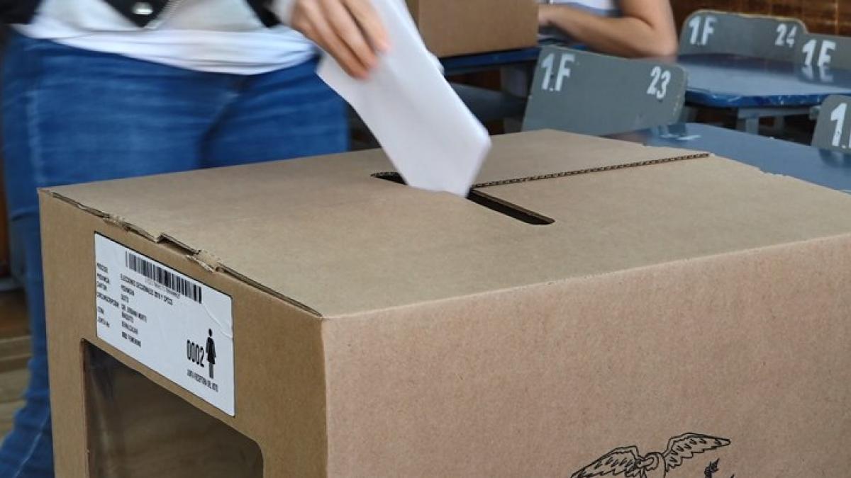 Prohibición De Celulares En Elecciones: El Correísmo Presenta Impugnación Prohibición De Celulares En Elecciones: El Correísmo Presenta Impugnación