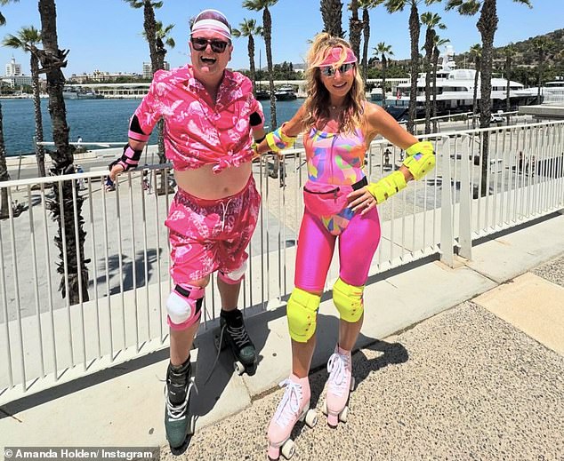 Propiedad Española De Alan Carr Y Amanda Holden En El Mercado Por €245.000 Propiedad Española De Alan Carr Y Amanda Holden En El Mercado Por €245.000