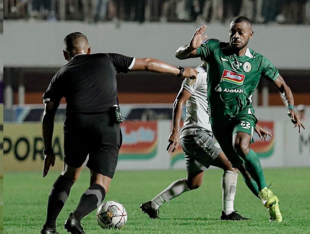PSV Pastikan Gelar Liga Belanda Dengan Menang 3-1 PSV Pastikan Gelar Liga Belanda Dengan Menang 3-1