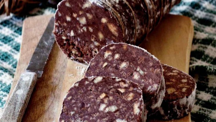 Recette De Salami Au Chocolat : Un Dessert Français Délicieux Recette De Salami Au Chocolat : Un Dessert Français Délicieux