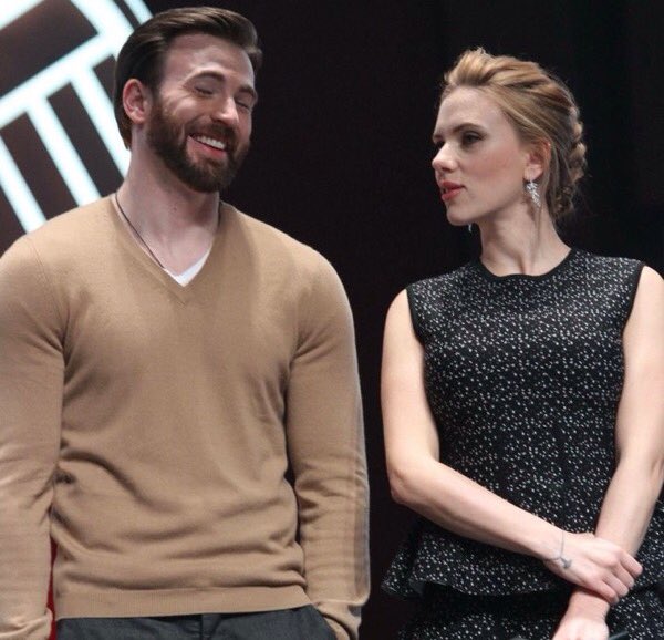 Rediscover Scarlett Johansson And Chris Evans In This Hilarious Netflix Comedy Rediscover Scarlett Johansson And Chris Evans In This Hilarious Netflix Comedy