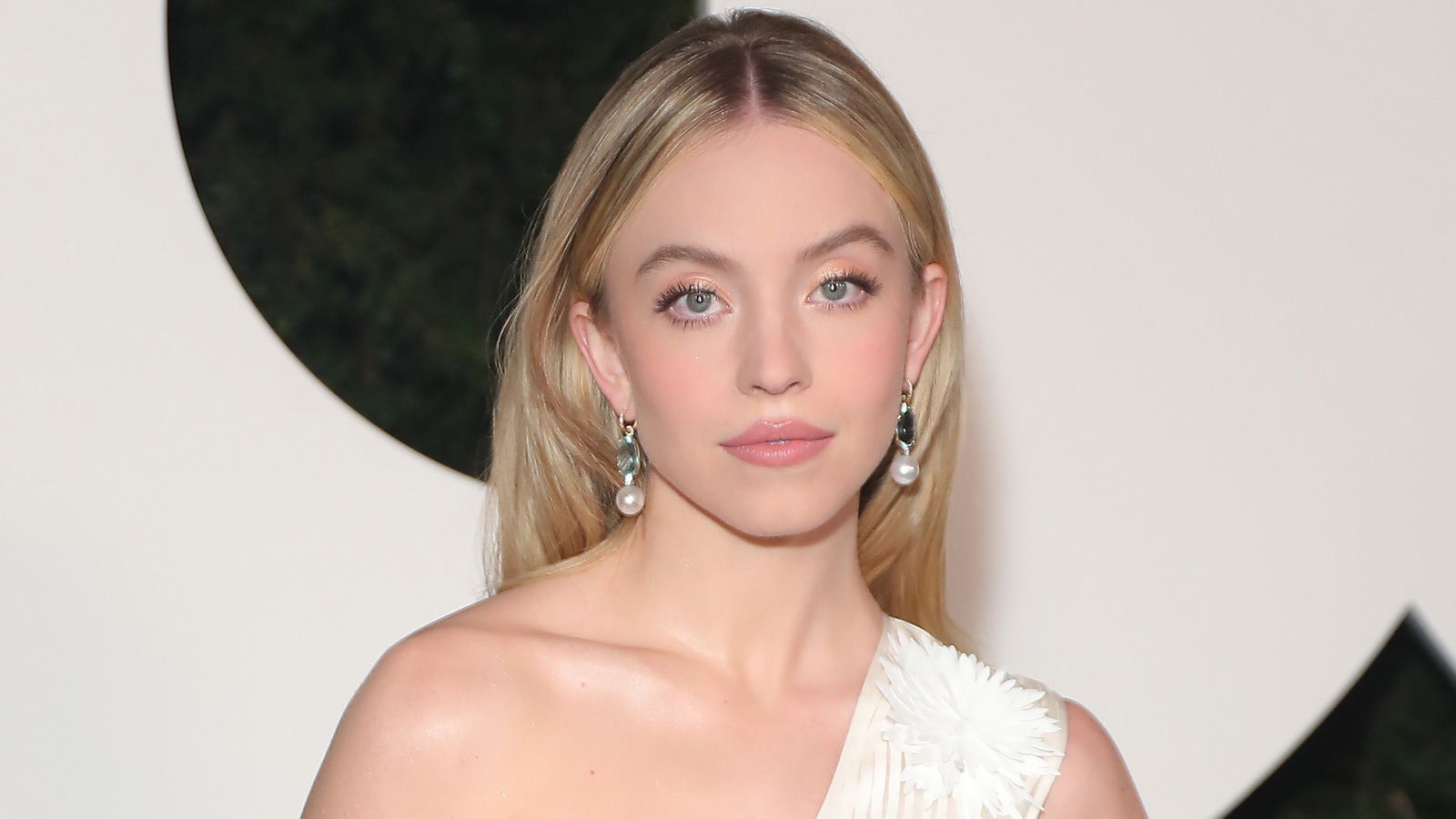 Report: Sydney Sweeney And Jonathan Davino Meet To Discuss Future Report: Sydney Sweeney And Jonathan Davino Meet To Discuss Future