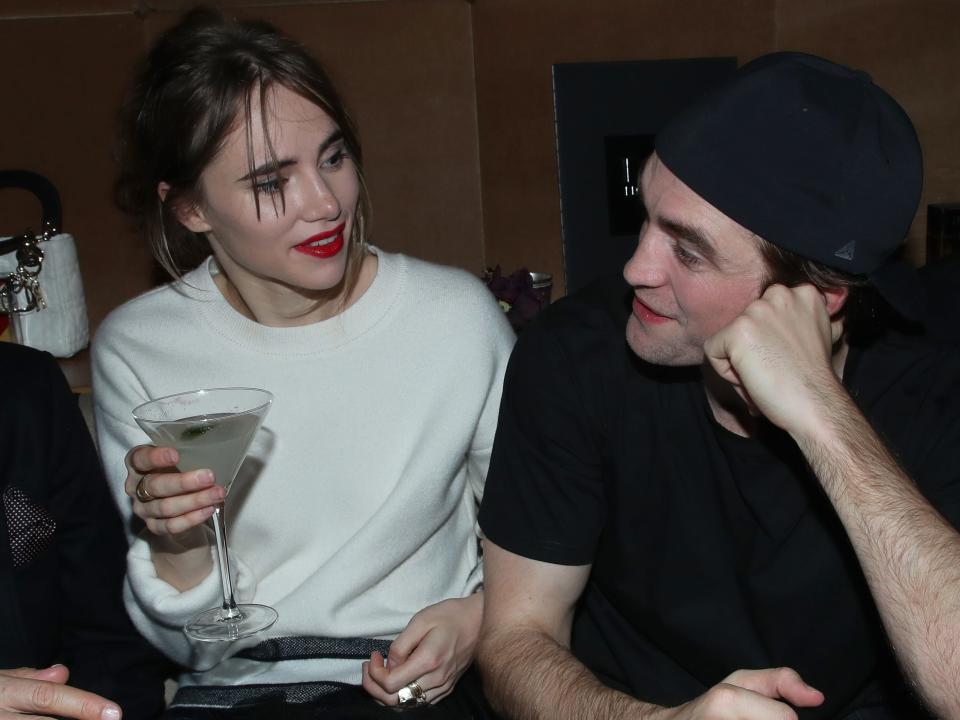 Retro Trainers Make A Comeback: Suki Waterhouse's Style Retro Trainers Make A Comeback: Suki Waterhouse's Style