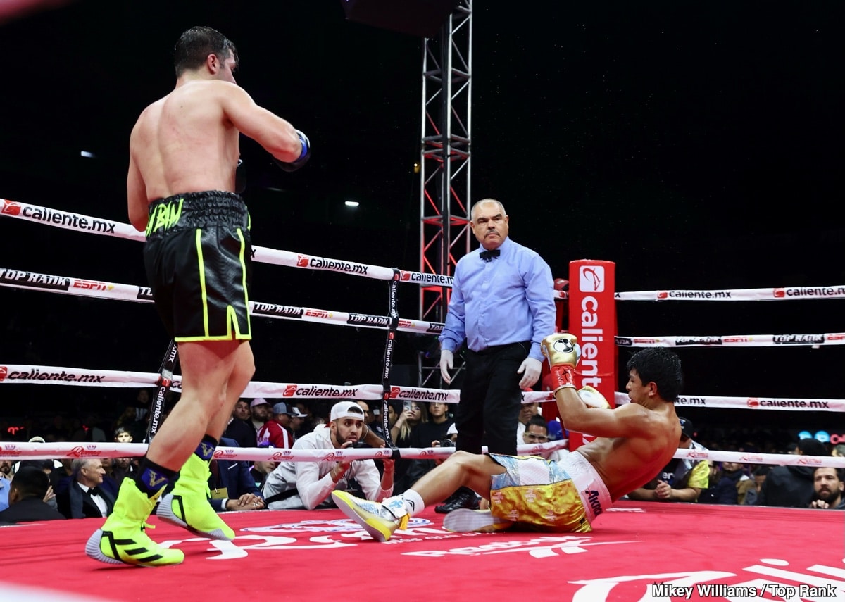 Riyadh Rematch: Munguia Outpoints Surace Riyadh Rematch: Munguia Outpoints Surace