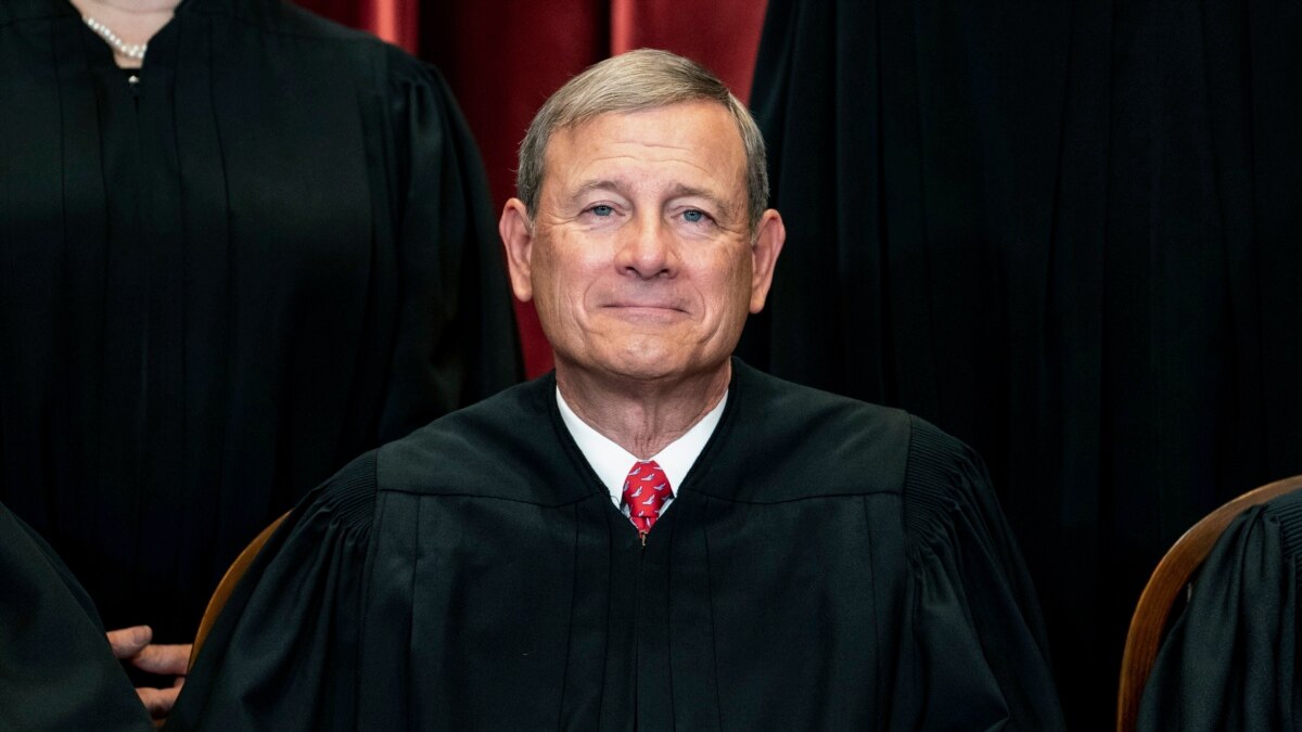 Roberts Shares Story Of Being Confused For Former GOP House Leader Roberts Shares Story Of Being Confused For Former GOP House Leader
