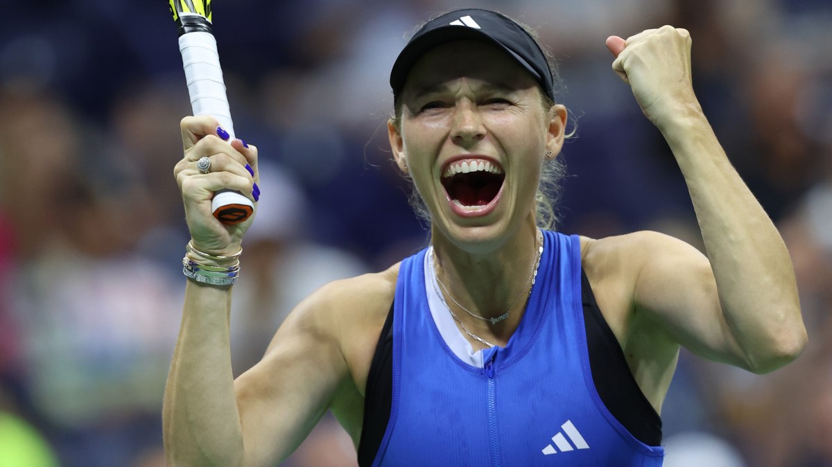 Roland Garros: Swiatek Advances While Ruud And Tsitsipas Crash Out Roland Garros: Swiatek Advances While Ruud And Tsitsipas Crash Out