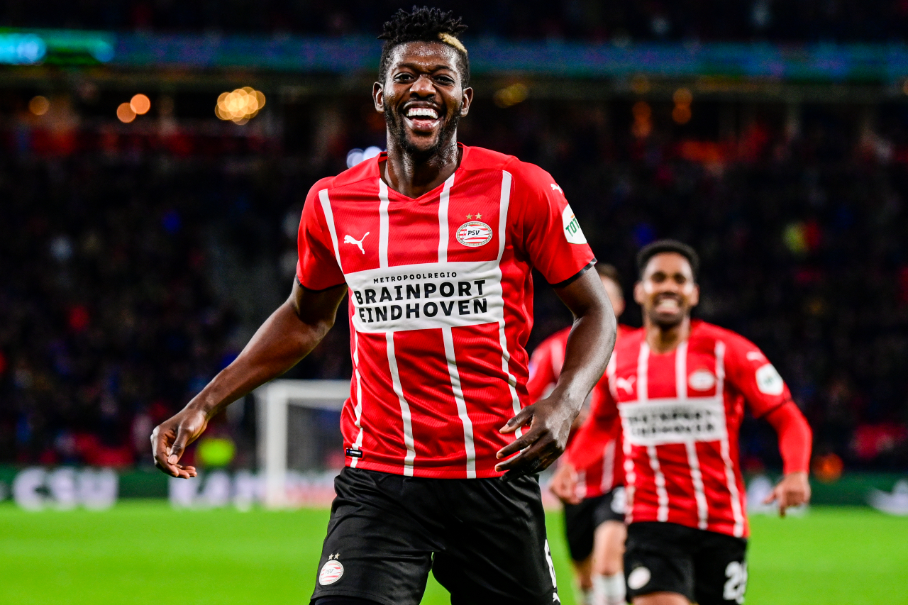 Rotterdam Thriller: PSV Defeat Feyenoord, Closing In On Ajax Rotterdam Thriller: PSV Defeat Feyenoord, Closing In On Ajax