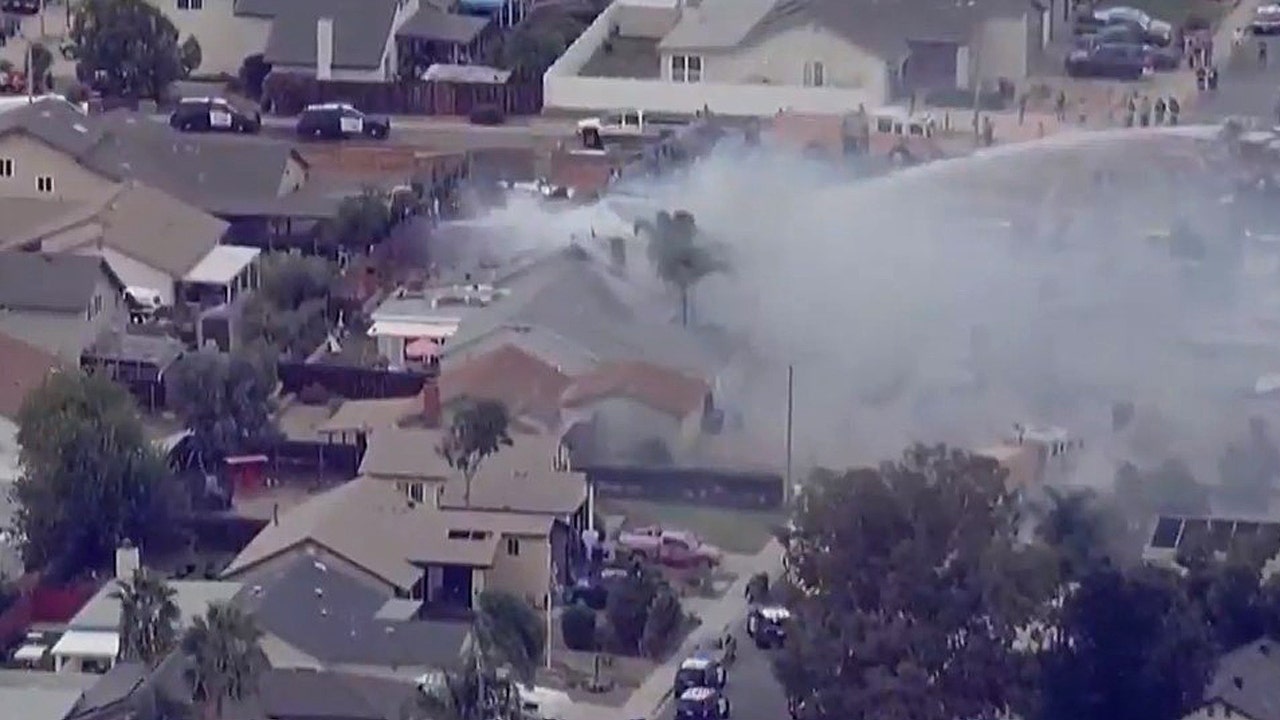 San Diego Plane Crash: No Runway Lights, Weather System Failure San Diego Plane Crash: No Runway Lights, Weather System Failure