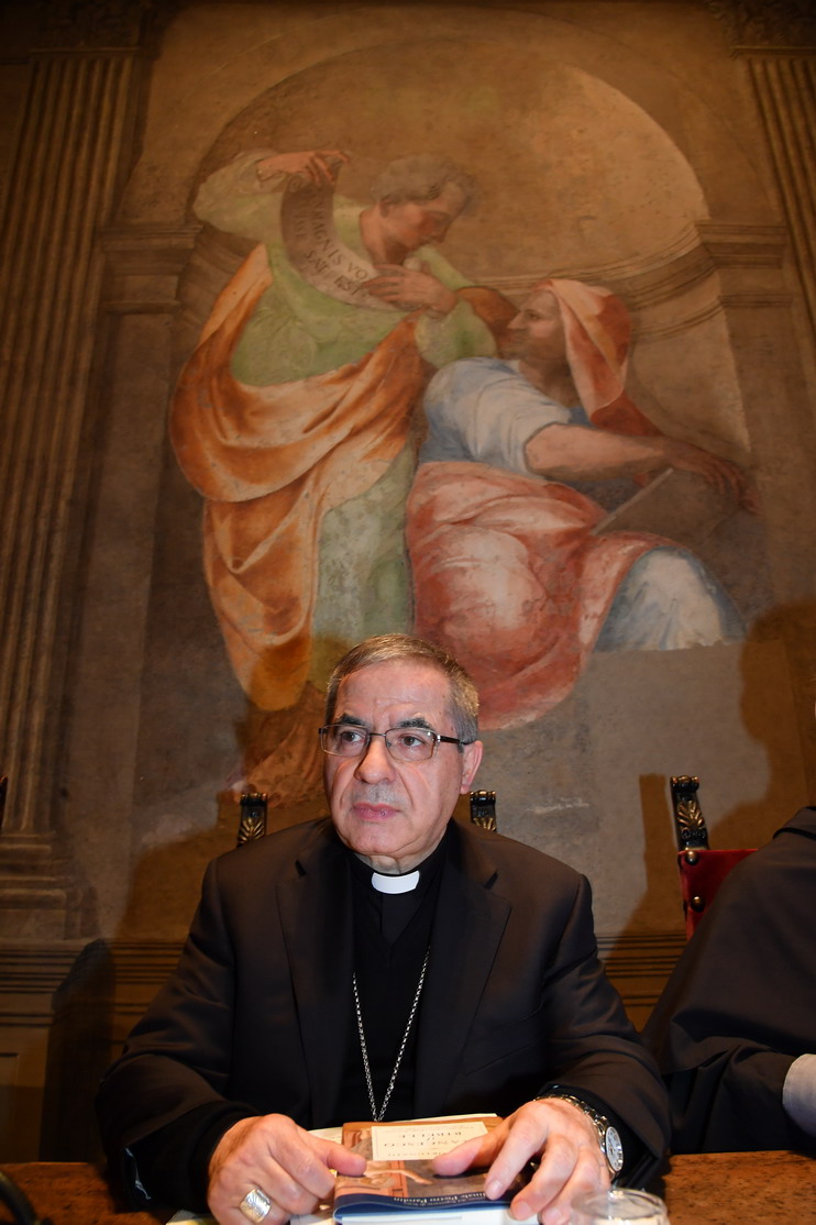 Scandalo Vaticano: Le Chat Segrete Di Becciu E Le Accuse Di Complotto Scandalo Vaticano: Le Chat Segrete Di Becciu E Le Accuse Di Complotto