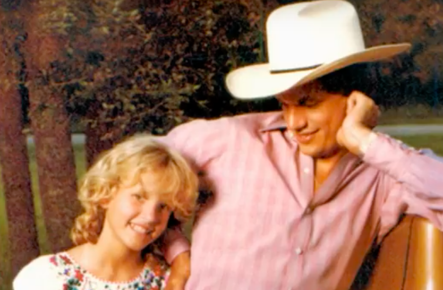Scotty McCreery's Son Honors George Strait: Watch The Sweet Tribute Scotty McCreery's Son Honors George Strait: Watch The Sweet Tribute