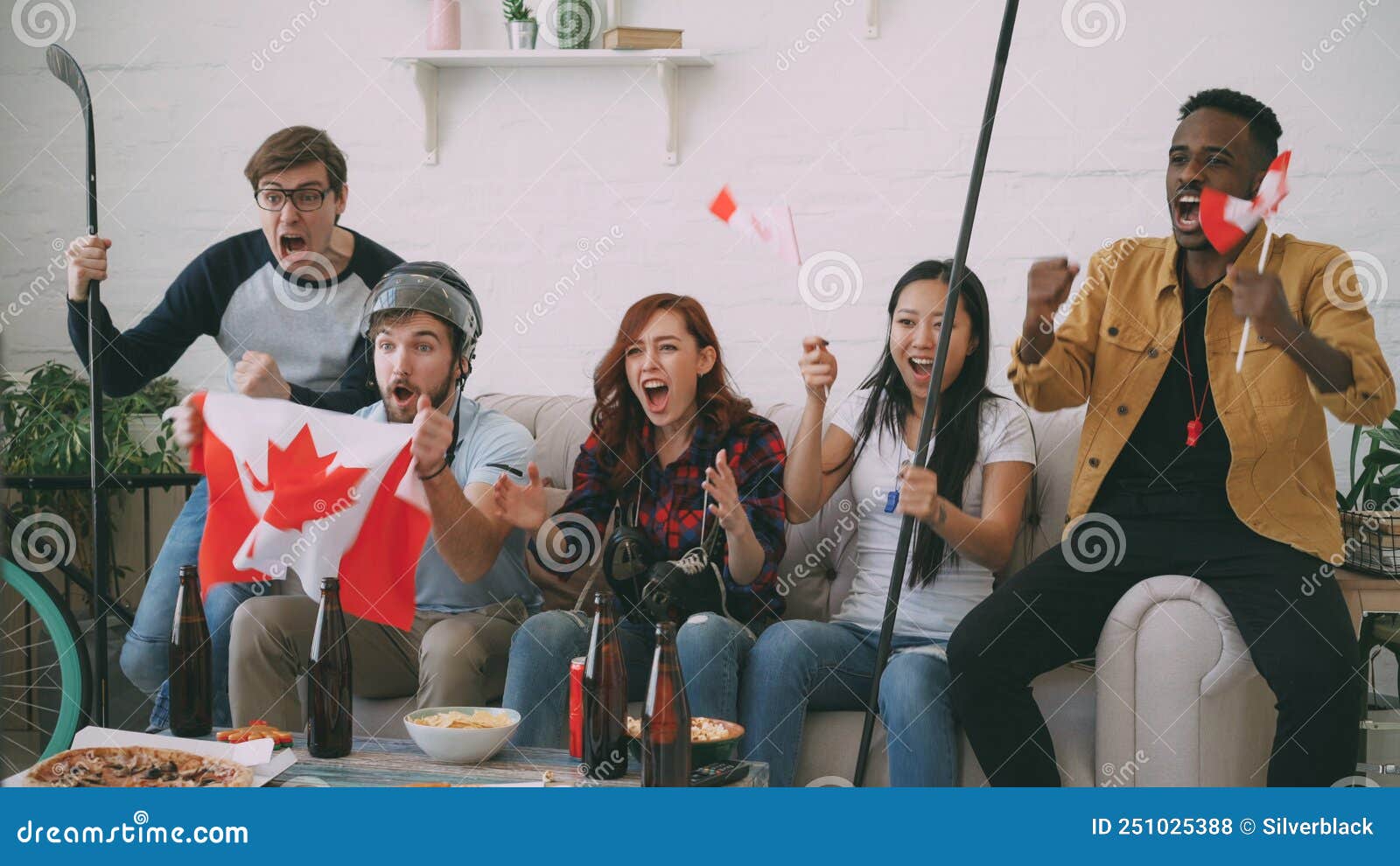 Seattle Businesses Cash In On Canadian Sports Fans With Par Exchange Seattle Businesses Cash In On Canadian Sports Fans With Par Exchange