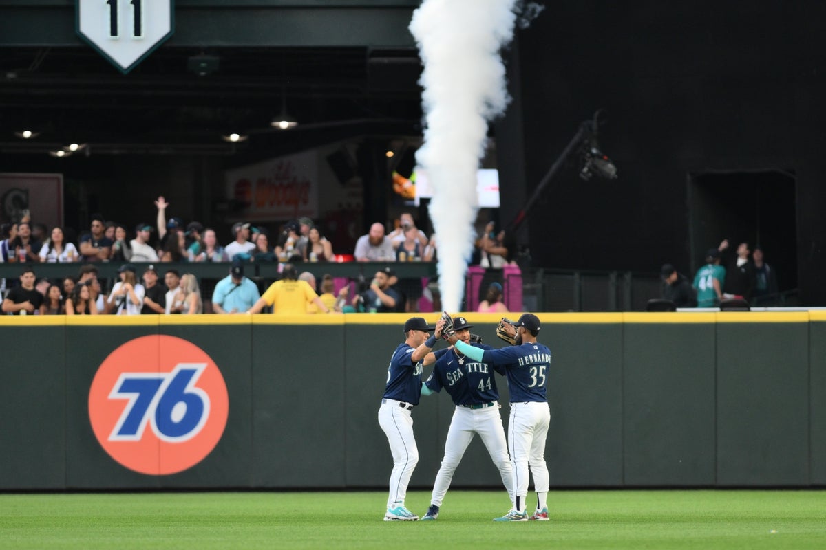 Seattle Mariners Cruise To 14-0 Victory Over Miami Marlins Seattle Mariners Cruise To 14-0 Victory Over Miami Marlins