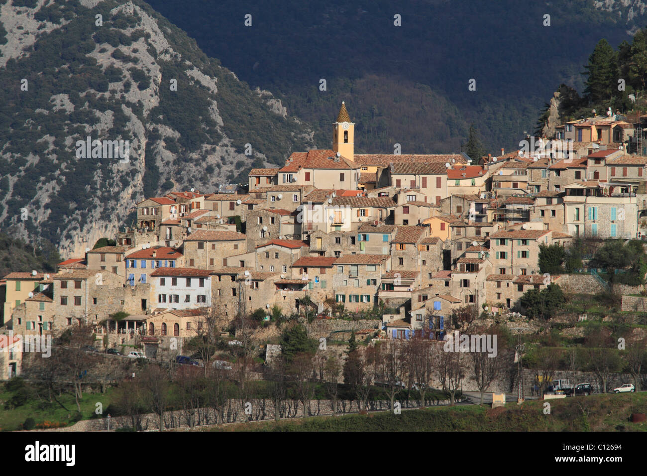 Self-Guided Hiking In Provence: A Mountain To Mediterranean Itinerary Self-Guided Hiking In Provence: A Mountain To Mediterranean Itinerary
