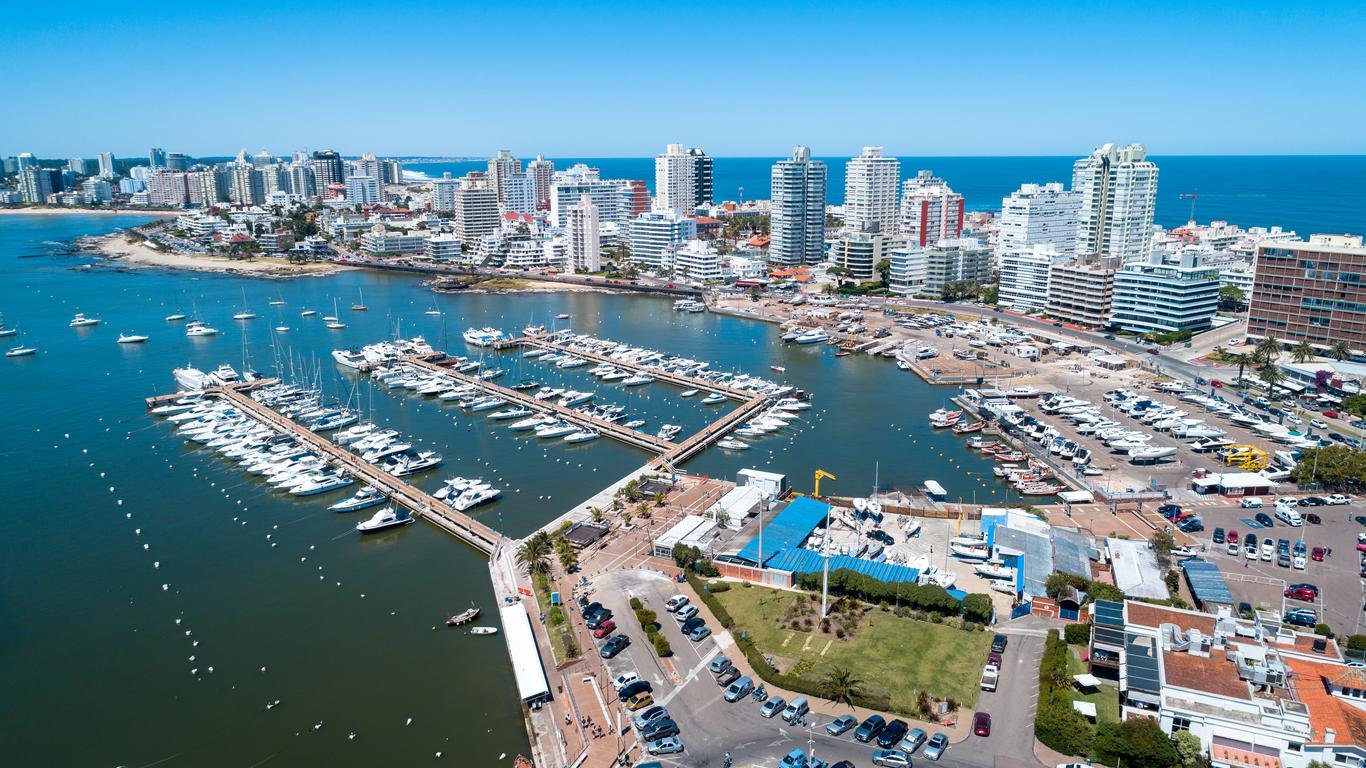 Semana De Turismo En Uruguay: ¿Por Qué Se Llama Así Y Qué Refleja De Su Laicismo? Semana De Turismo En Uruguay: ¿Por Qué Se Llama Así Y Qué Refleja De Su Laicismo?