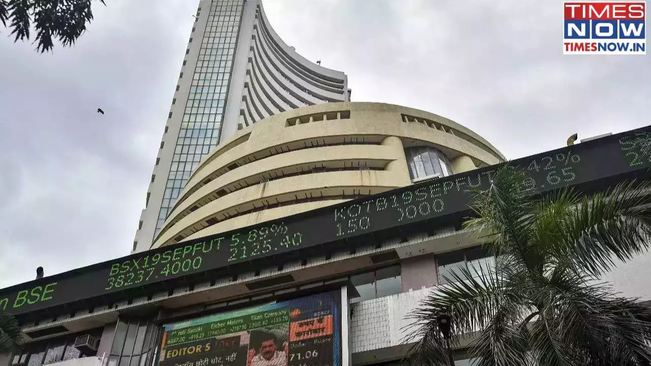 Sensex Today: LIVE Stock Market Updates - 100 Points Higher, Nifty Above 17,950 Sensex Today: LIVE Stock Market Updates - 100 Points Higher, Nifty Above 17,950