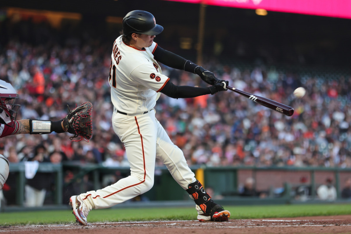 SF Giants Duo Flores And Lee Lead Team To Win Against Brewers SF Giants Duo Flores And Lee Lead Team To Win Against Brewers