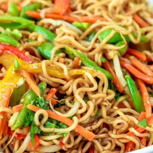 Shrimp Ramen Stir-Fry: A Simple Asian-Inspired Dish Shrimp Ramen Stir-Fry: A Simple Asian-Inspired Dish
