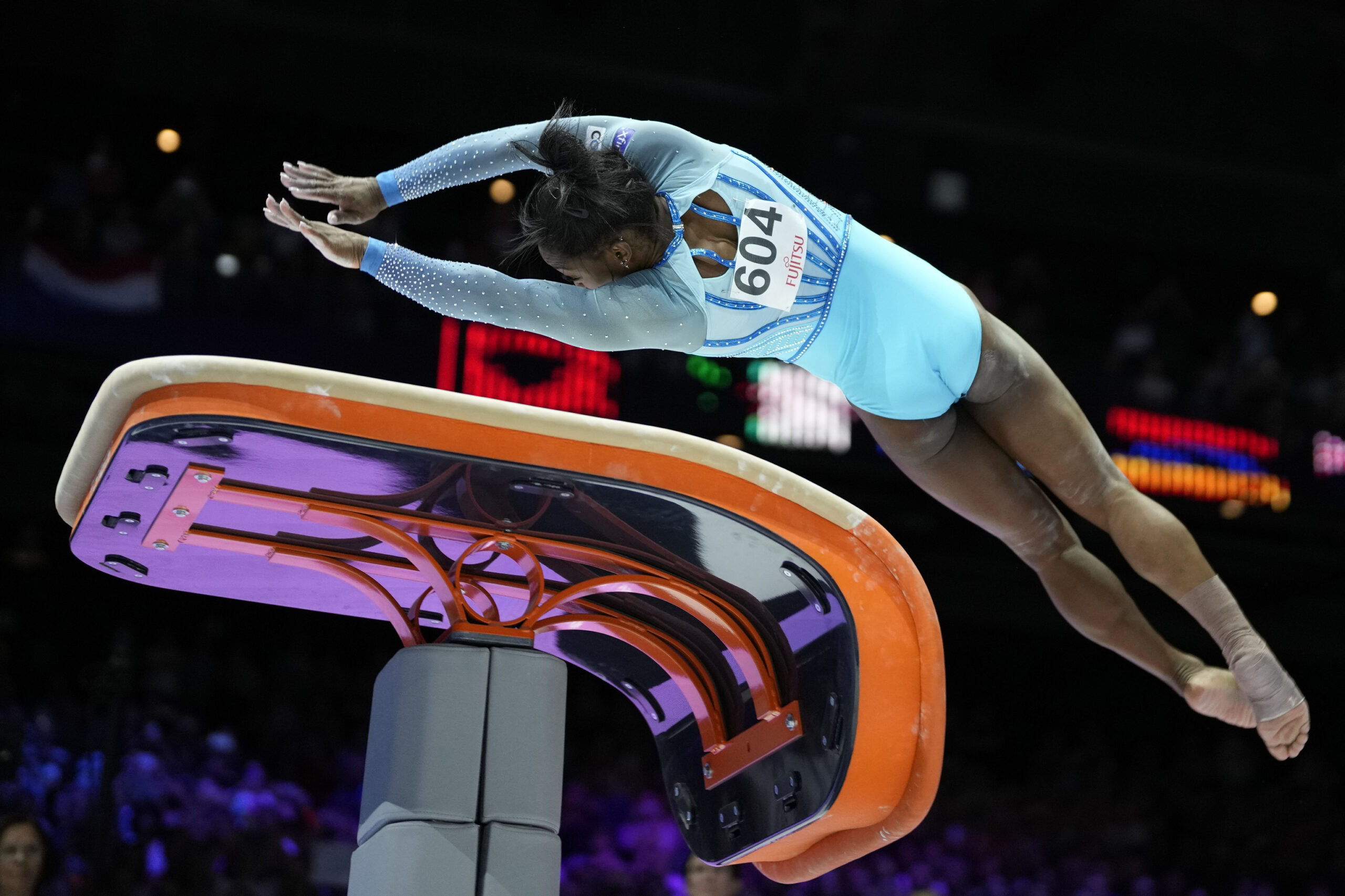 Simone Biles Felicita A La Gimnasta Que Repitió Su Salto Simone Biles Felicita A La Gimnasta Que Repitió Su Salto