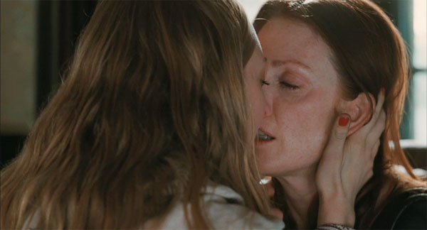 Siren Trailer Breakdown: Julianne Moore In A New Dark Comedy Siren Trailer Breakdown: Julianne Moore In A New Dark Comedy