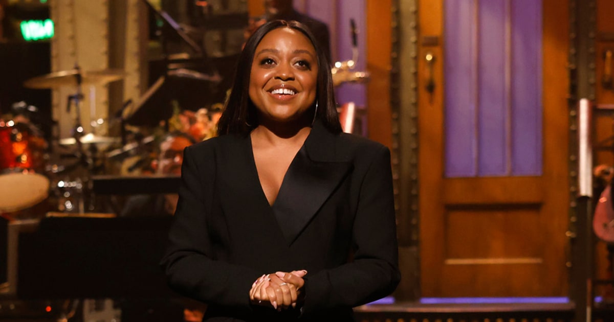 SNL: Quinta Brunson's Height-Themed Monologue Featuring Sabrina Carpenter SNL: Quinta Brunson's Height-Themed Monologue Featuring Sabrina Carpenter