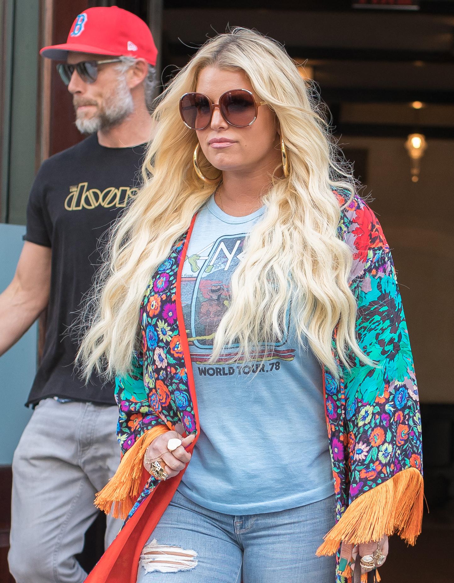 Song Lyrics Suggest Infidelity: Jessica Simpson And Eric Johnson's Relationship Song Lyrics Suggest Infidelity: Jessica Simpson And Eric Johnson's Relationship