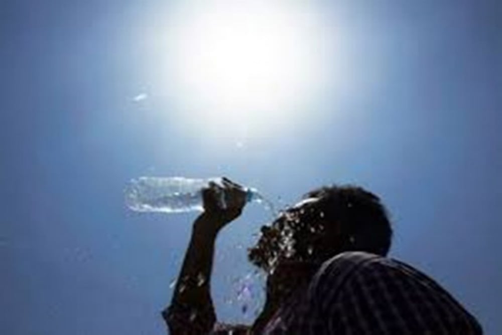 South Bengal Sizzles: Temperatures Soar To 38 Degrees Celsius On Holi South Bengal Sizzles: Temperatures Soar To 38 Degrees Celsius On Holi