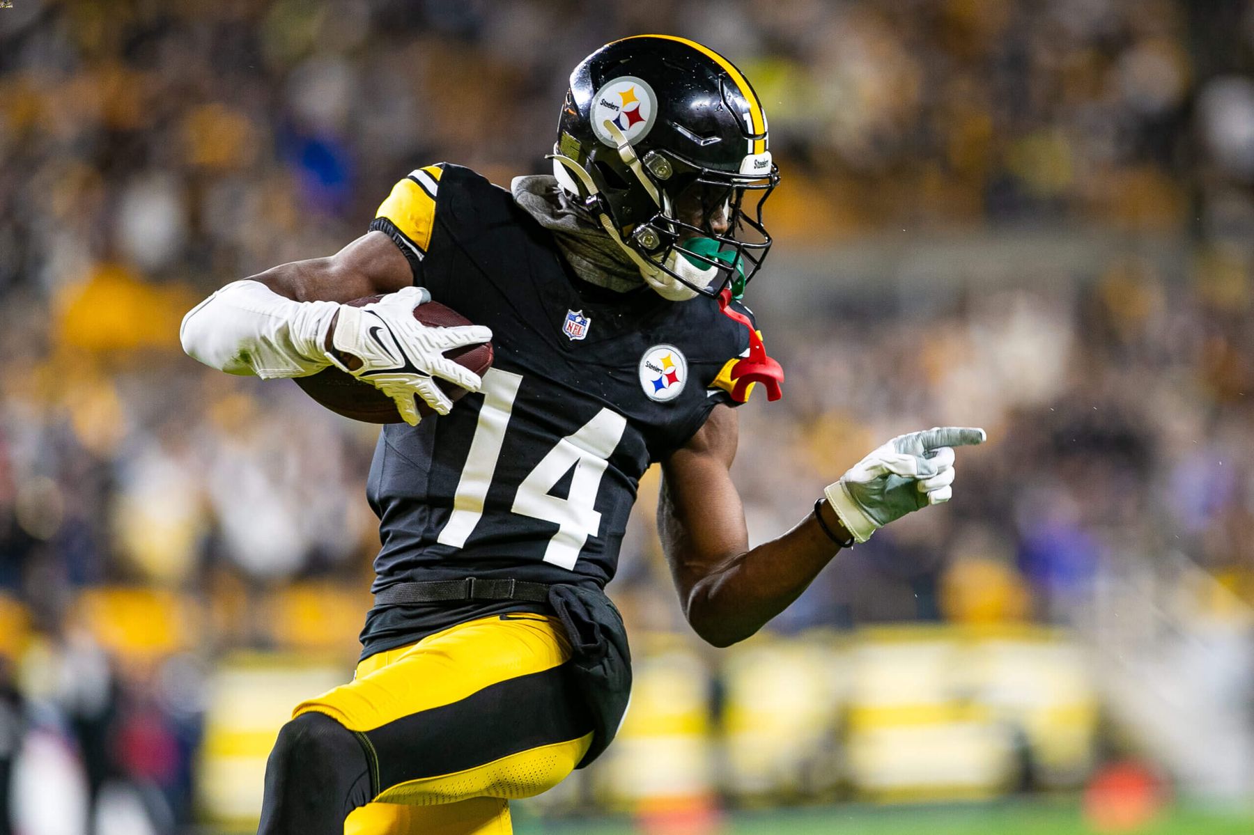 Steelers' Pickens Trade Decision: Insider Explains Why Not Steelers' Pickens Trade Decision: Insider Explains Why Not